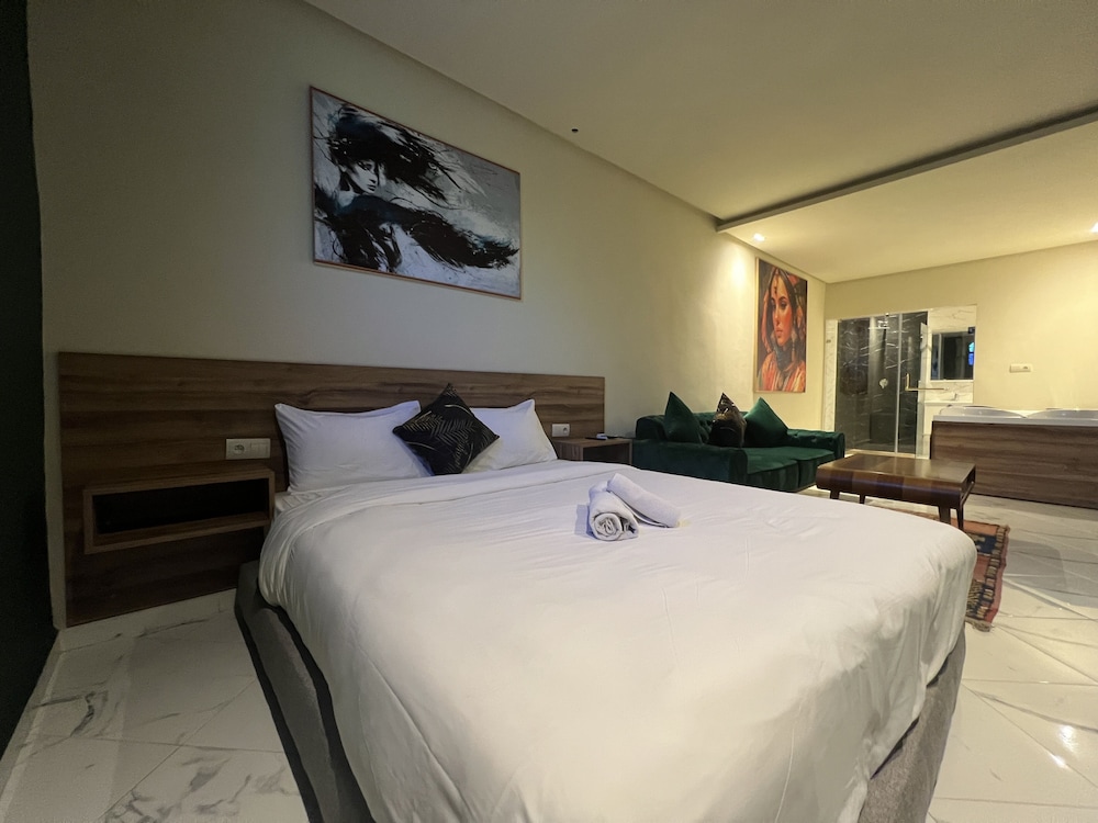Premier Suite photo 2