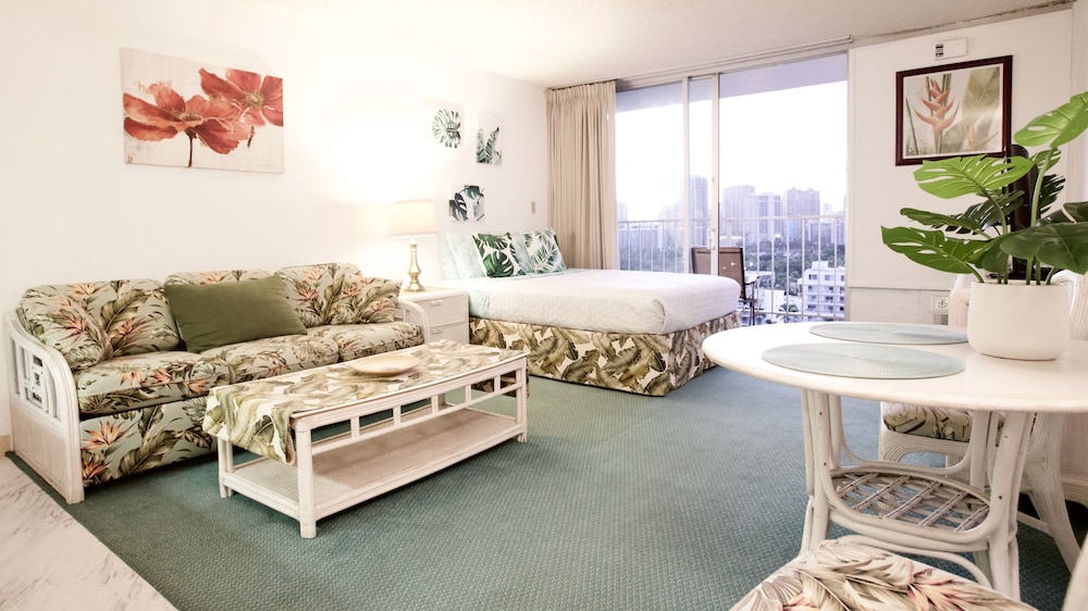 Standard Studio, 1 Queen Bed with Sofa bed, Kitchen (F16A10)