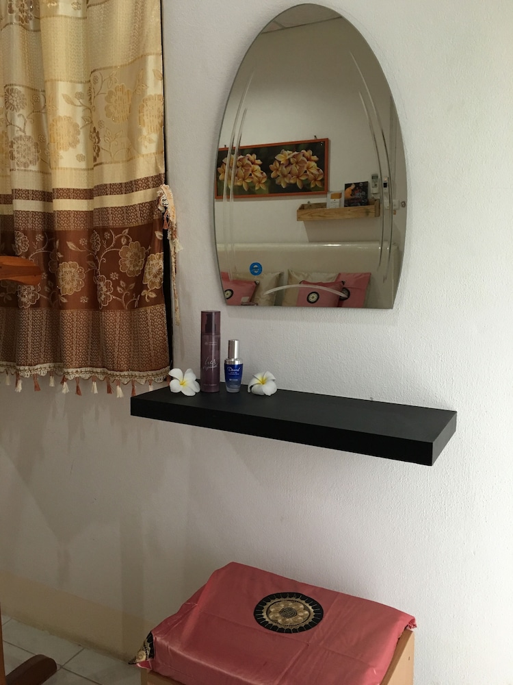 Deluxe Villa, 1 Double Bed, Garden View, Courtyard Area photo 3