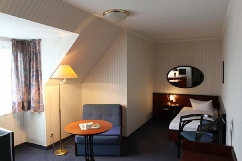 Single Room photo 1