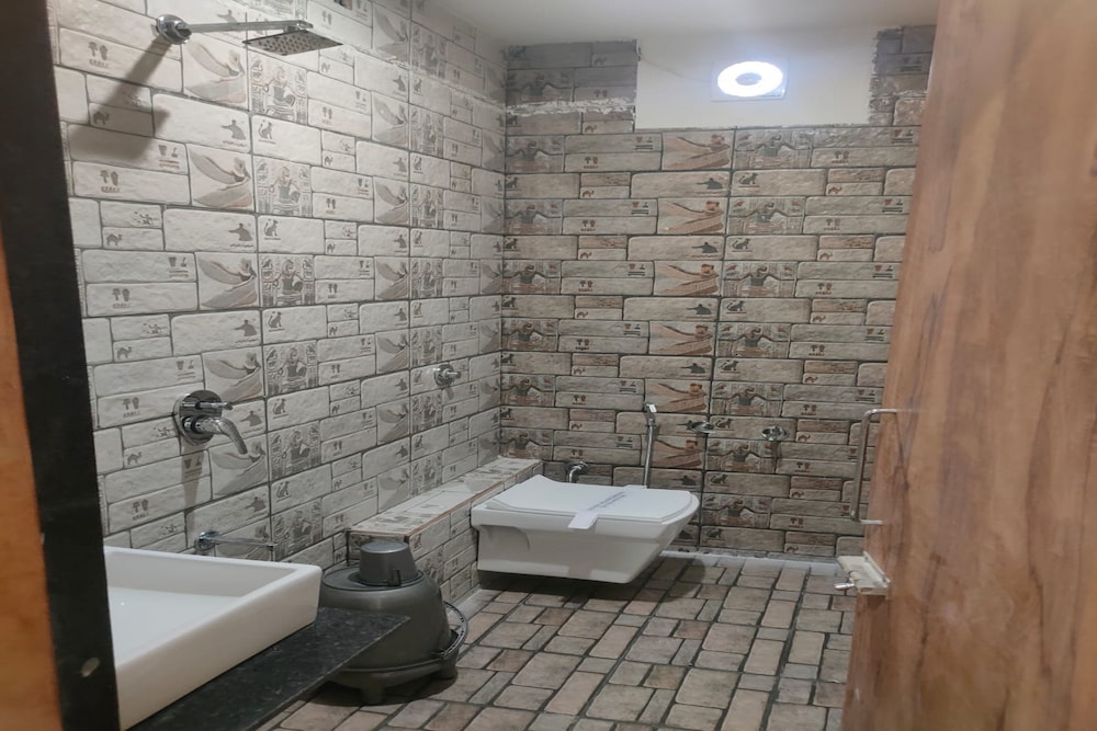 Deluxe Double Room - Photo 2