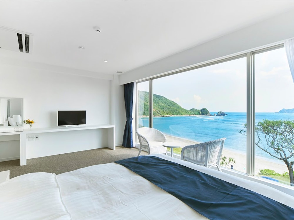 Standard Double Room, 1 Queen Bed, Ocean View