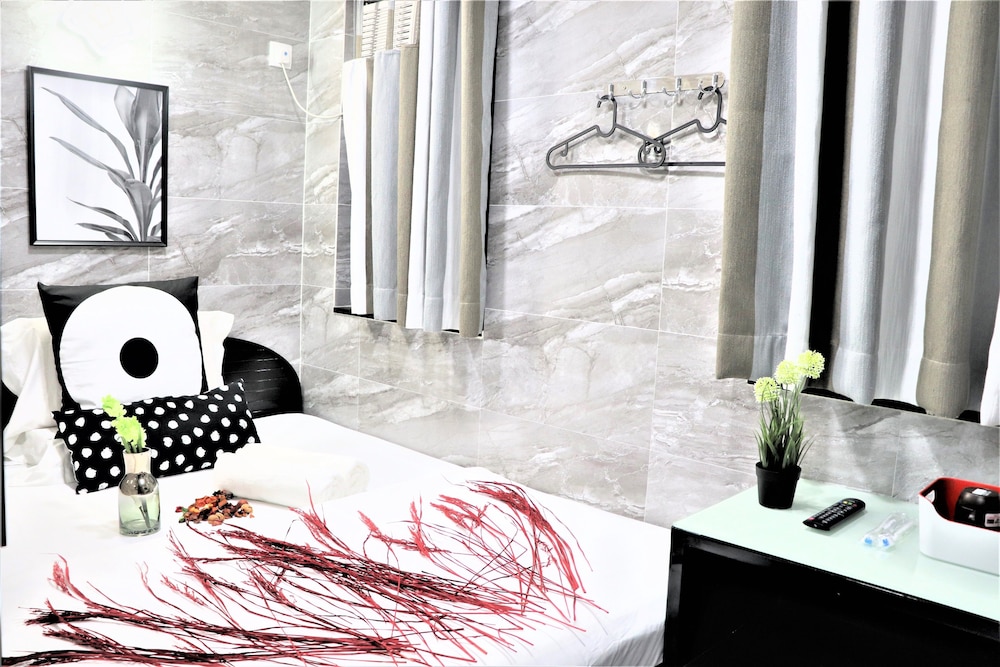 Double Room - Day Use, Max 2 Hours Between 12:00 PM and 2:00 PM