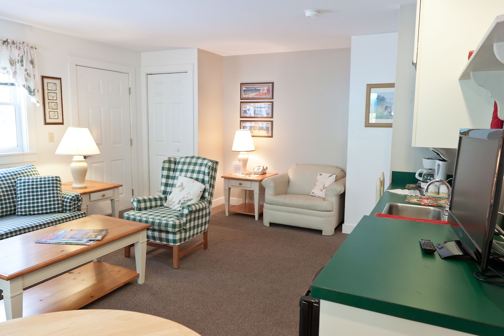 Family Suite Deluxe - Photo 5