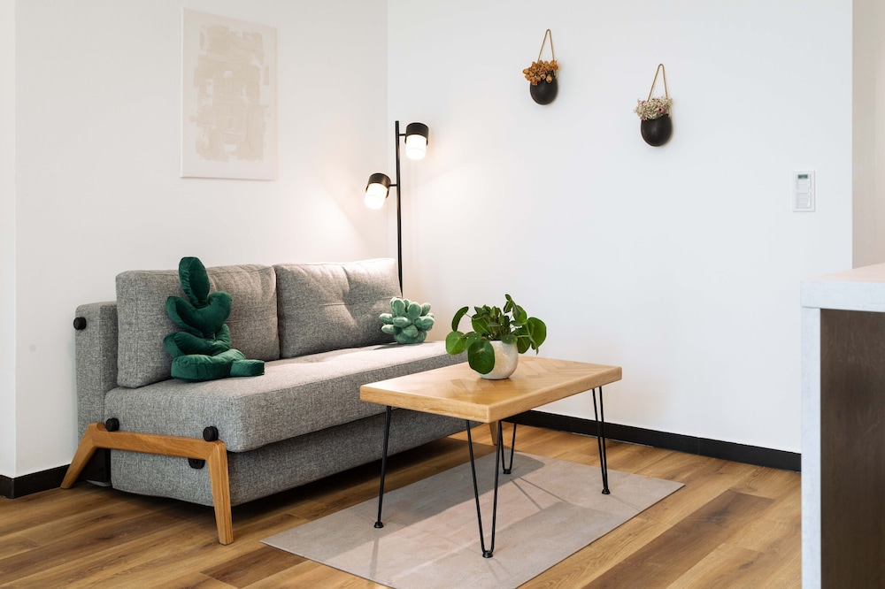 Basic Apartment