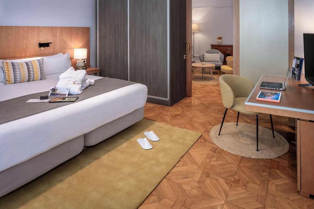 Suite Exclusive Ramblas View photo 3