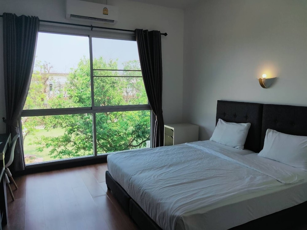 Standard Twin Room photo 2