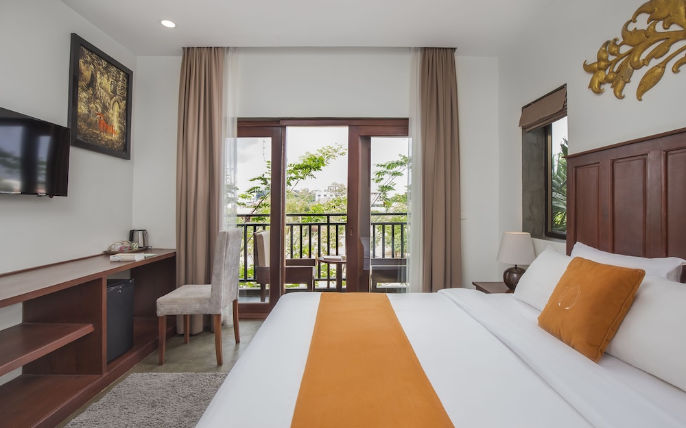 Deluxe Double with Balcony