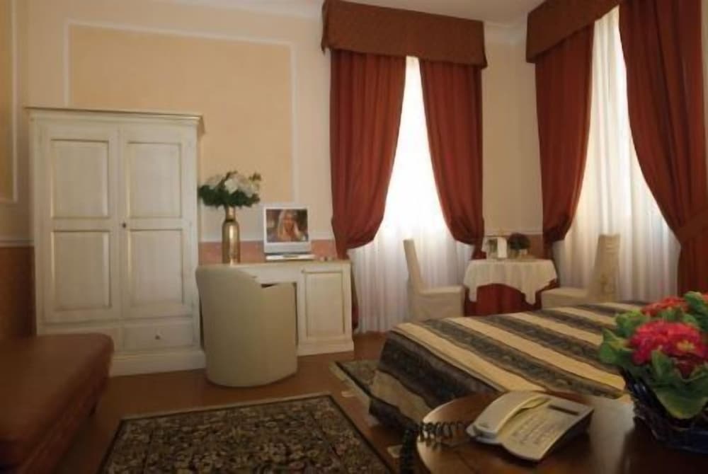 Quadruple Room photo 2