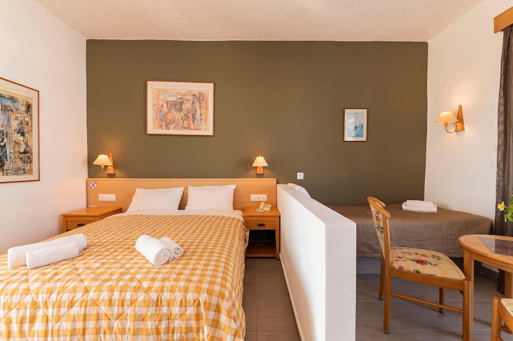 Standard Quadruple Room photo 3