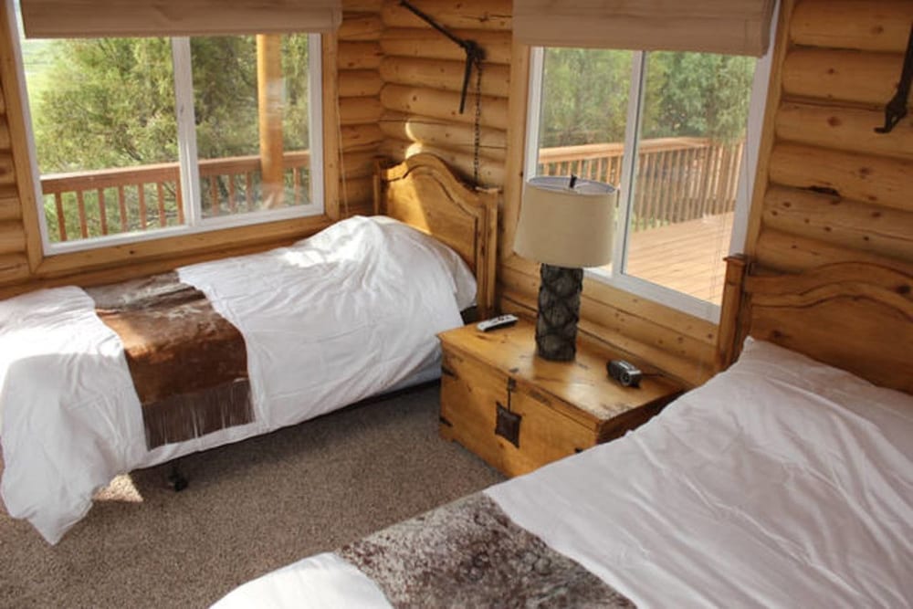 Elite Bungalow, 2 Twin Beds, River View photo 1