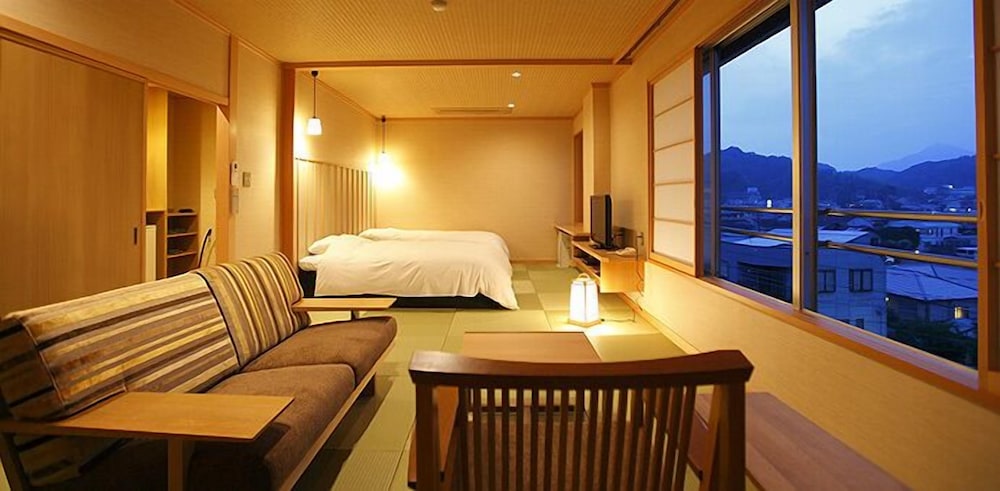 Japanese Style Comfort Room, Luxury Floor [Utsusemi] photo 1