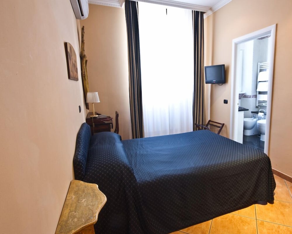 Double Room Single Use photo 2