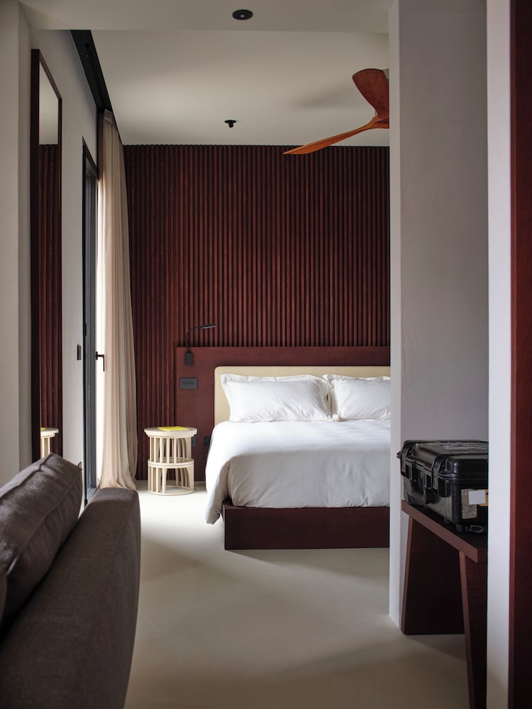 Suite, Terrace