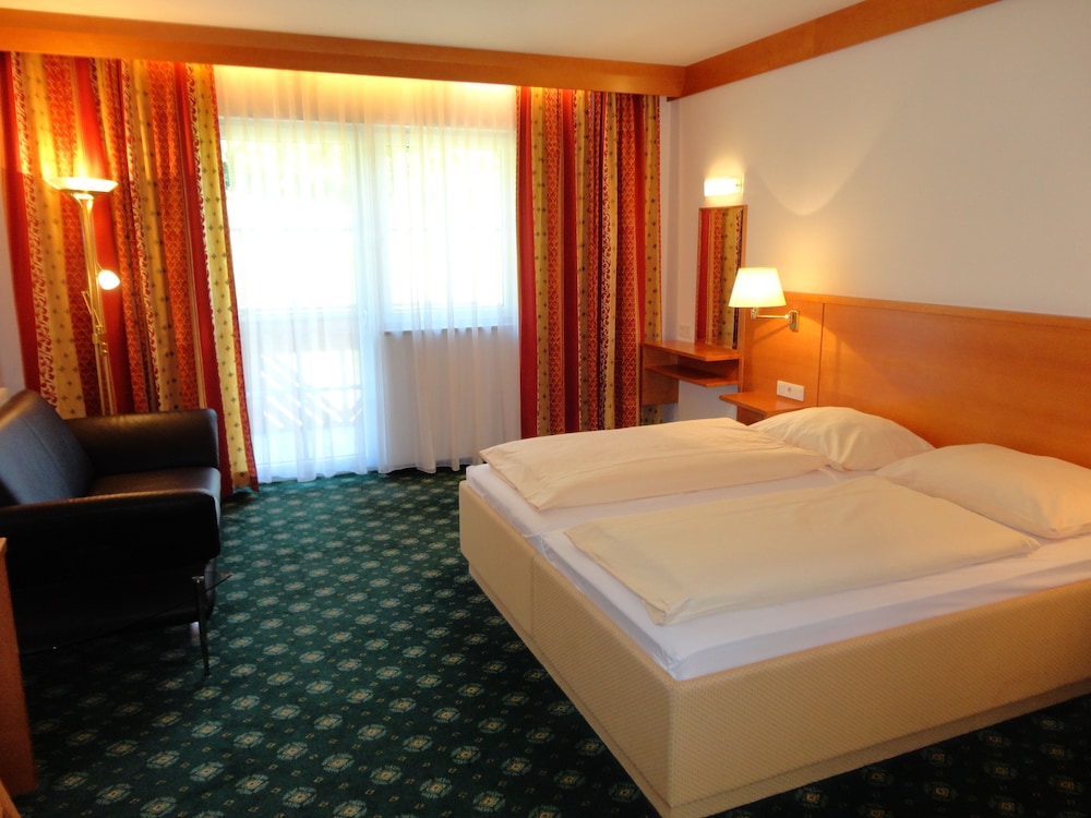 Business Single Room, Balcony photo 3
