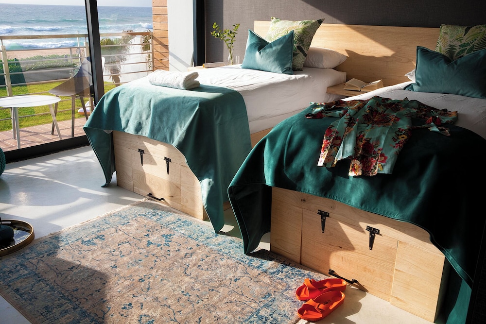 Standard Twin Room - Photo 3
