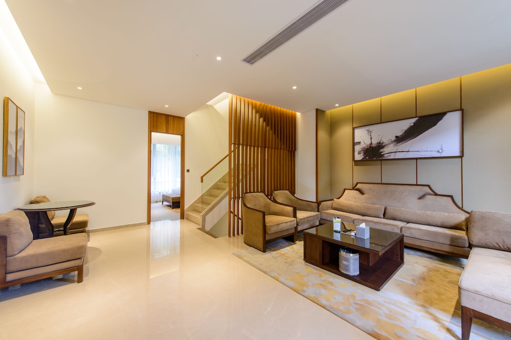 Villa B photo 3