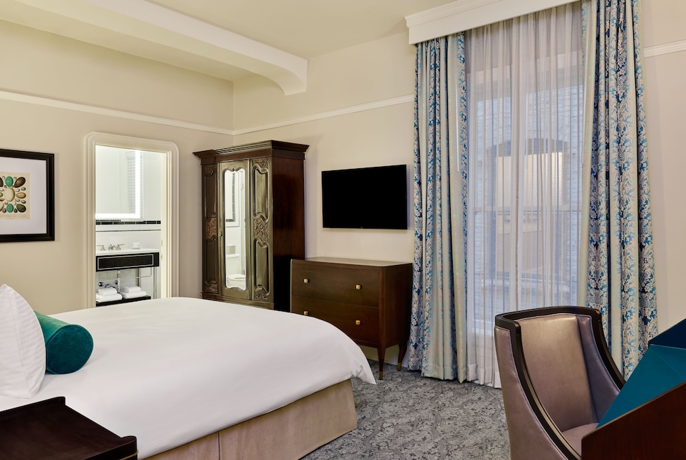 Superior Room (Classic) - Photo 8