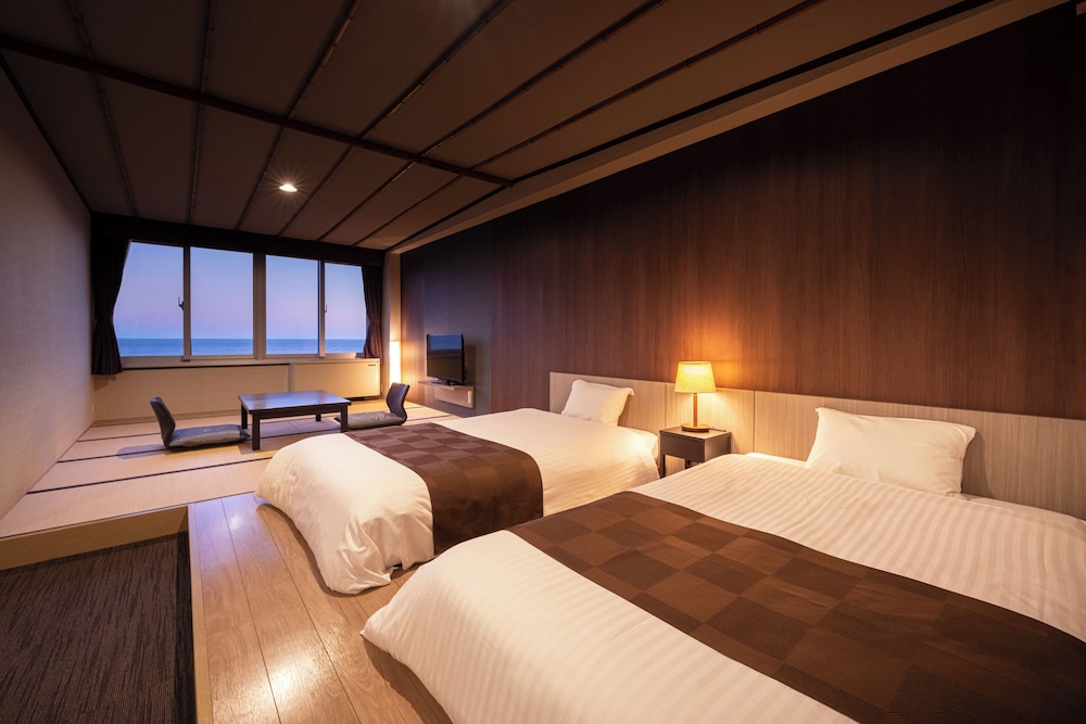 Superior Quadruple Room, 2 Bedrooms, Non Smoking, Ocean View