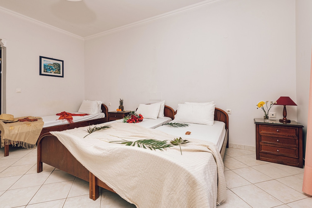 Triple Room, Balcony