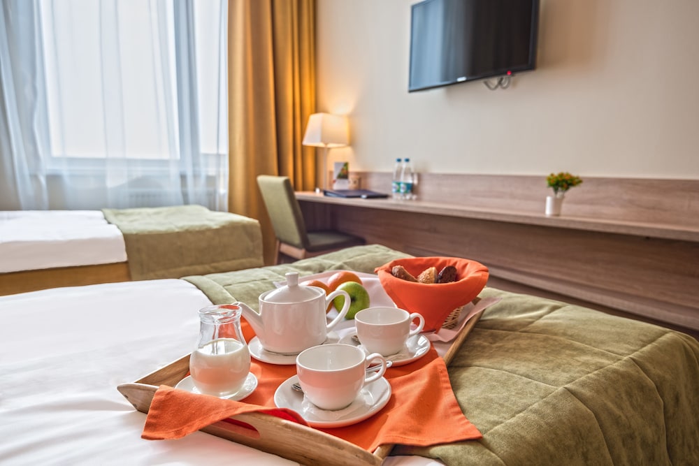 Standard Double or Twin Room photo 3