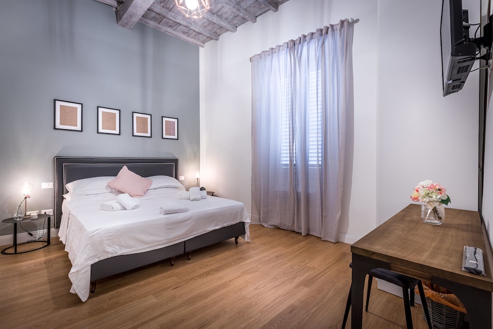 Exclusive Room (Incanto)