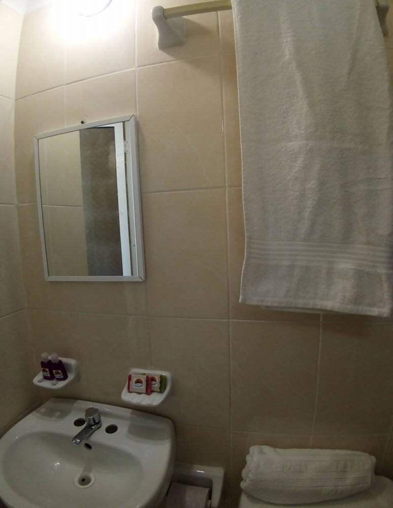 Deluxe Triple Room photo 3