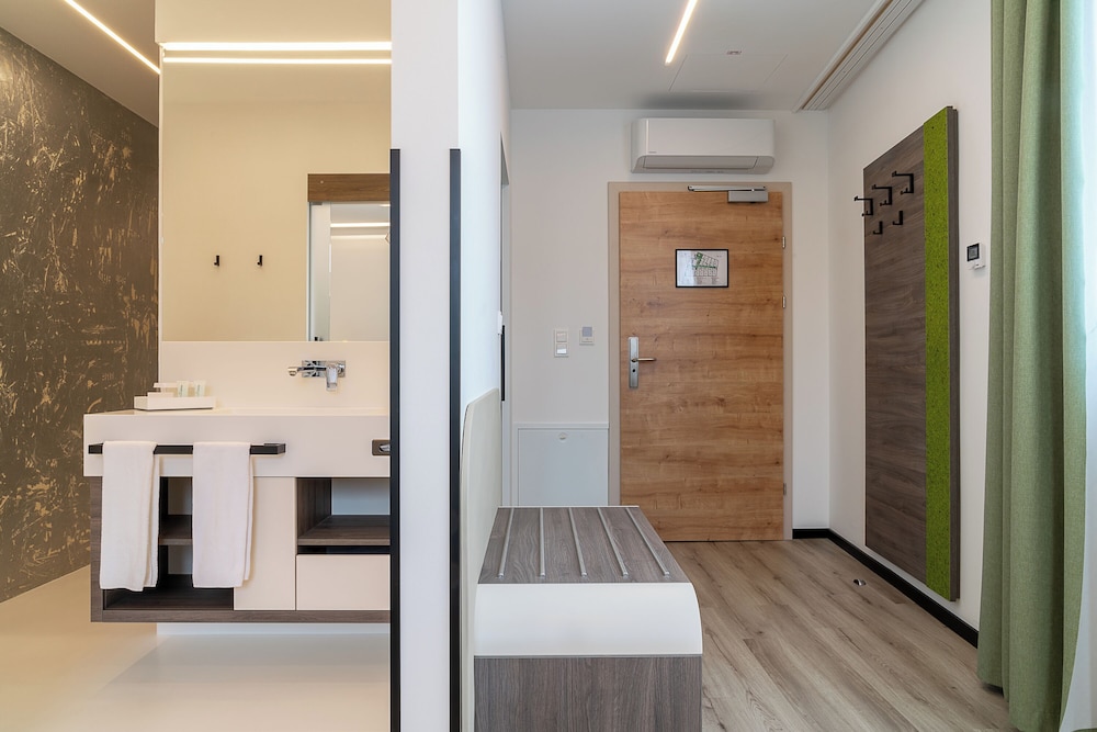 Standard Single Room photo 3