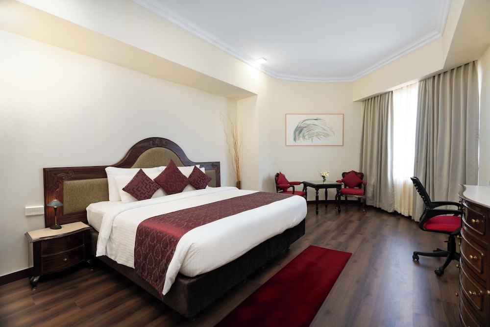 Suite - Photo 2