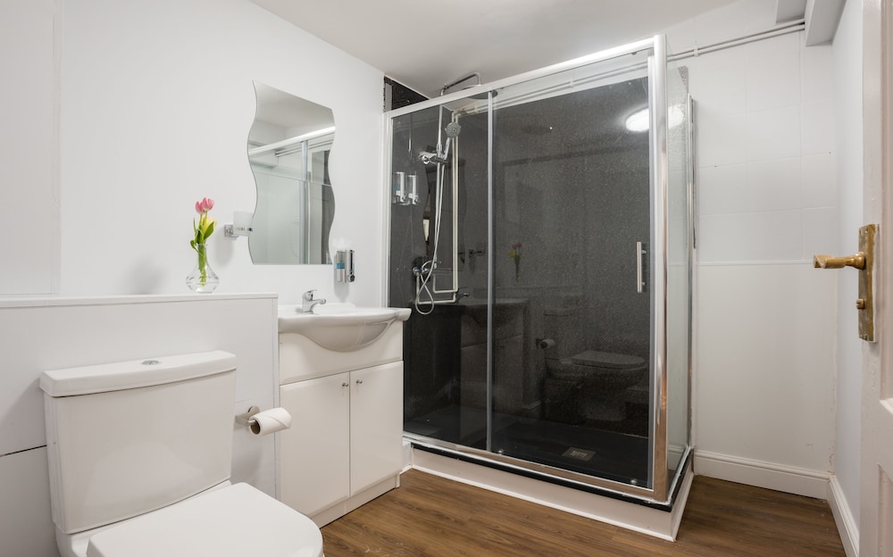 Quadruple Room, Private Bathroom (Quatriple Studio) photo 2