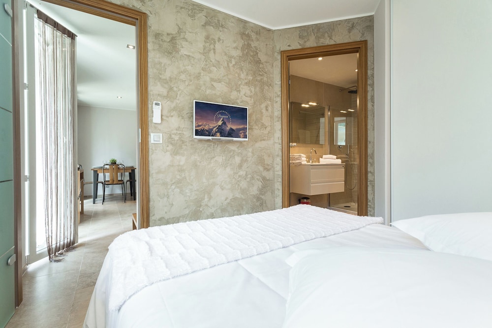 Family Apartment, 1 Double Bed with Sofa bed photo 2
