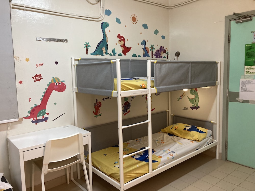 Dino-Themed Room