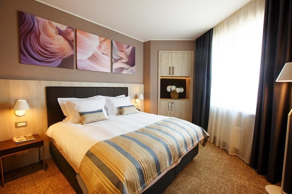 Luxury Room photo 1
