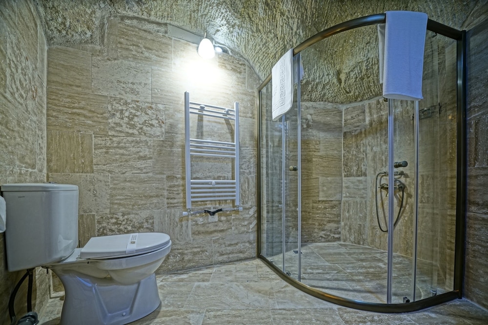 Double Room - Photo 8