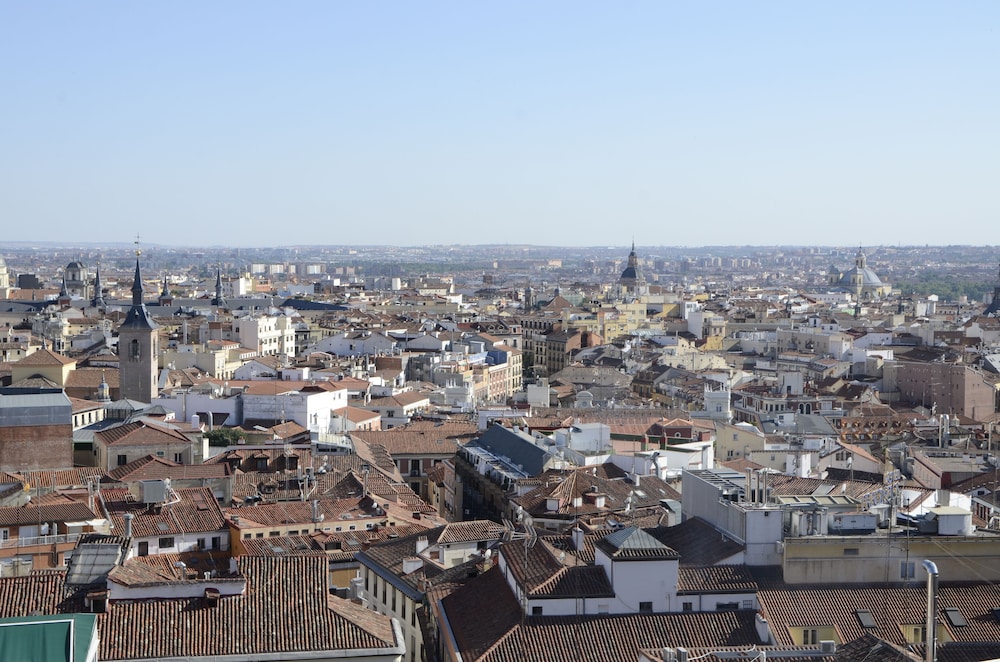 Standard Double or Twin Room (Austrias View)