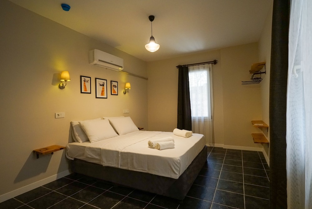 Standard Room, 1 Double Bed (No:1,2) photo 1