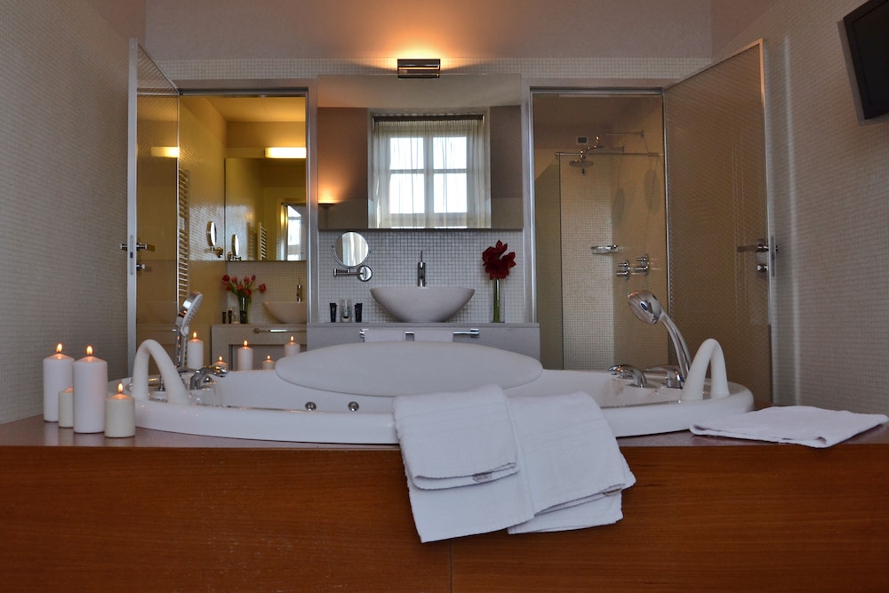 Presidential Suite photo 2