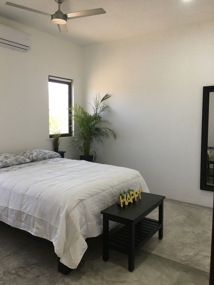 Superior Double Room, 2 Bedrooms, Partial Ocean View