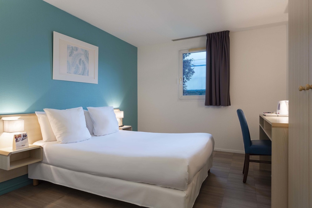 Standard Double Room, 1 Double Bed, Non Smoking - Photo 6