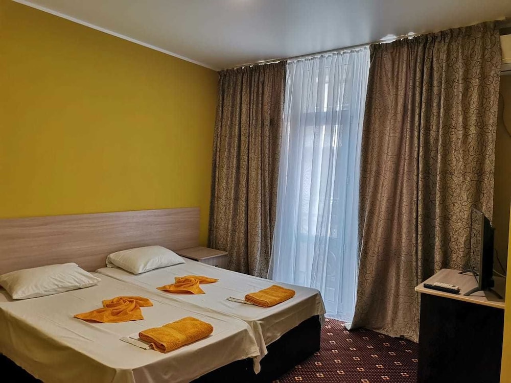 Standard Double Or Twin Room photo 1