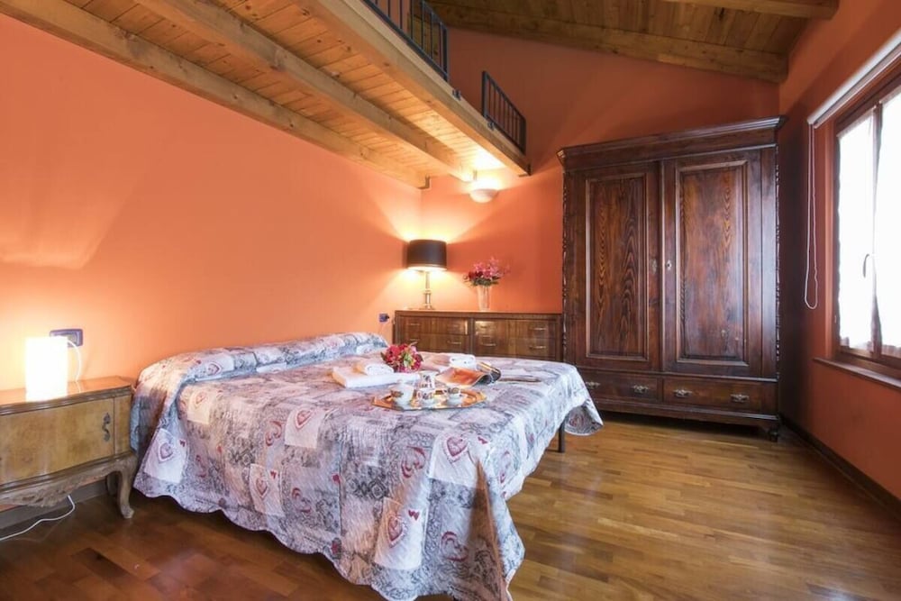 Apartment, 4 Bedrooms photo 2