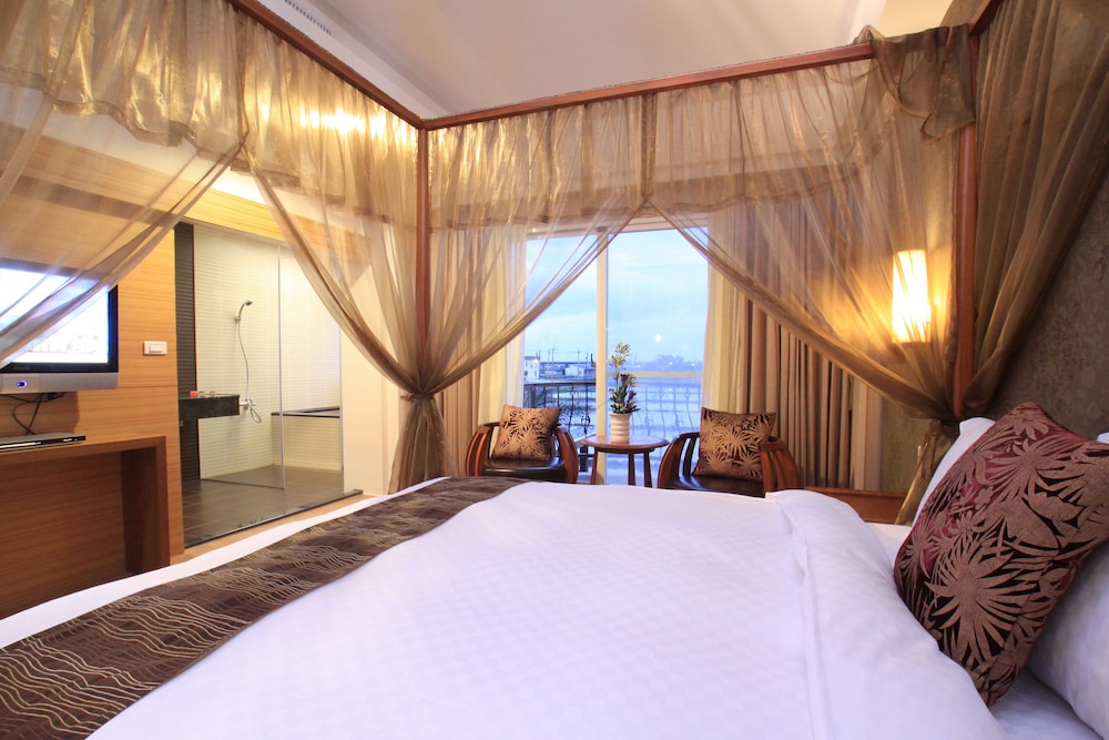 Luxury Double Room, 1 Queen Bed photo 2