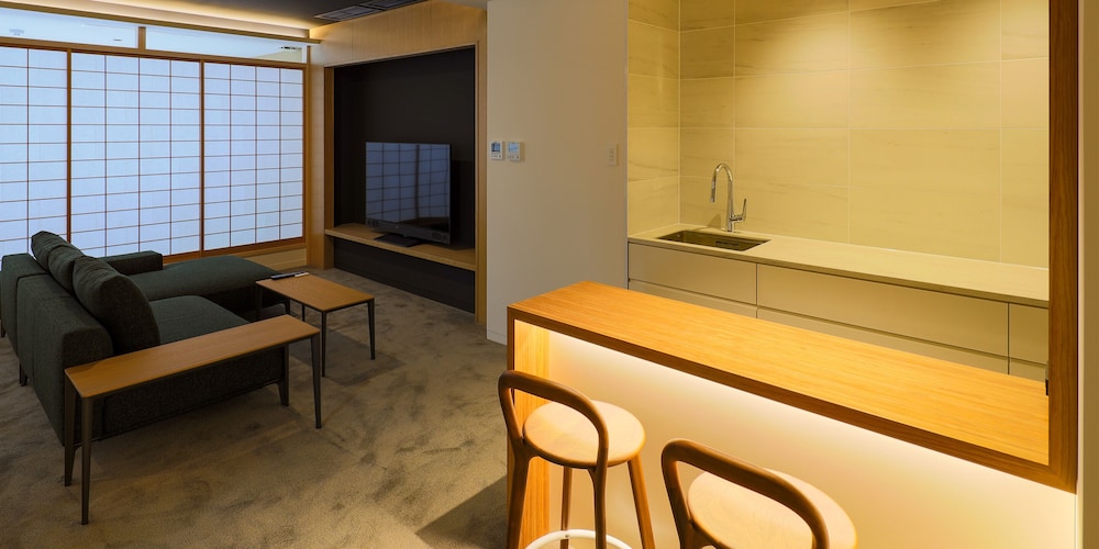 Premium Suite King - Photo 5