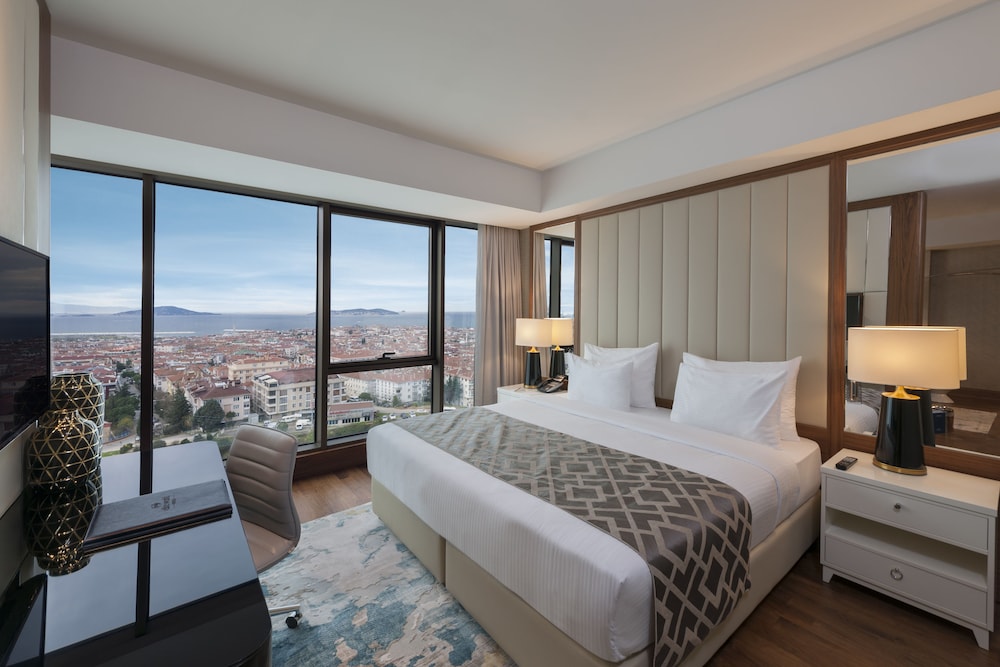 Available room