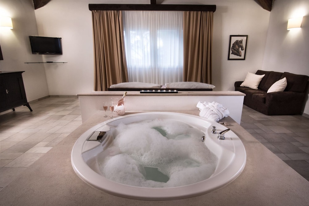 Suite (2 people) - Photo 5