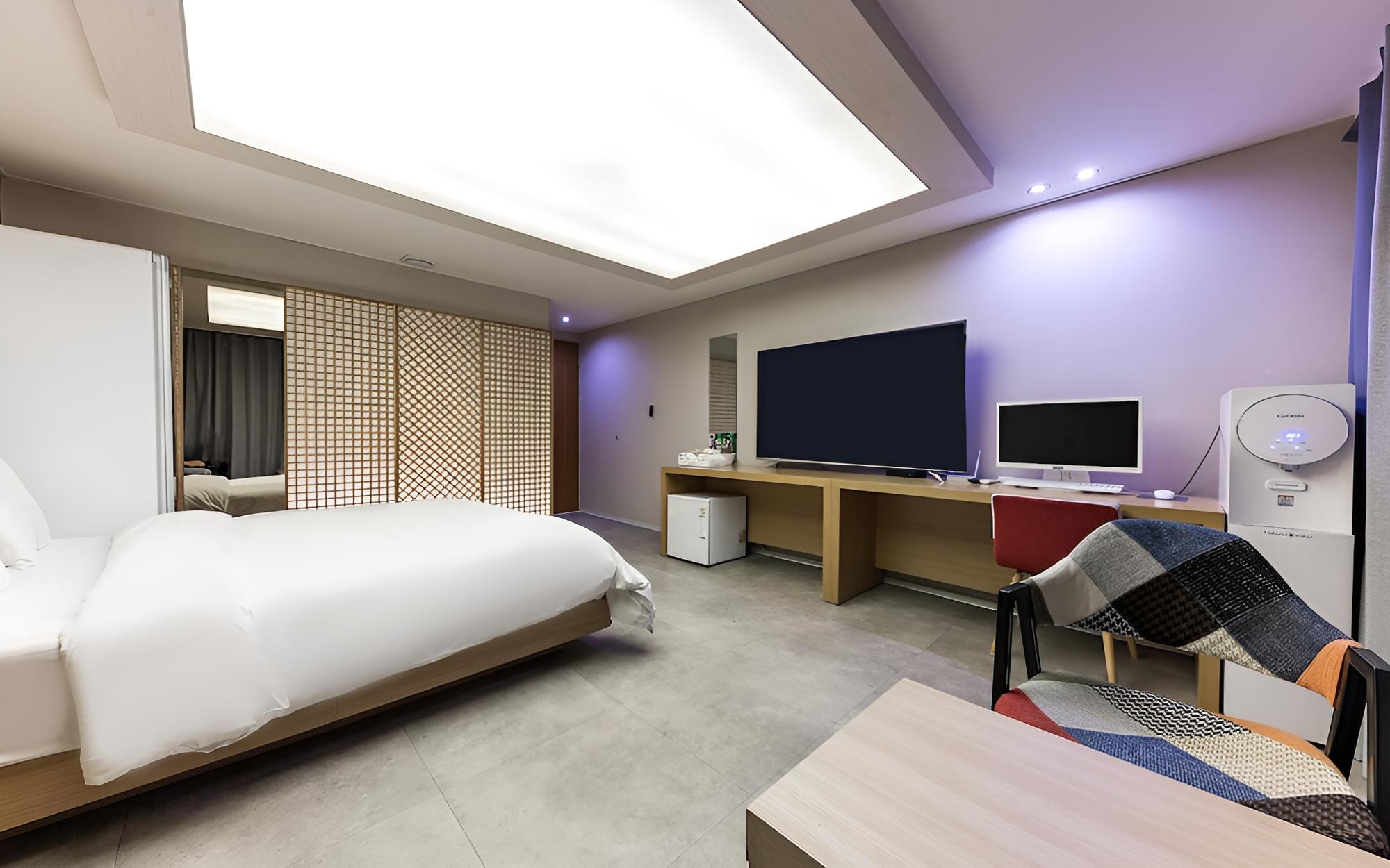 Room (Dress Styler Room (LG Trom Styler)(Ai) - Photo 4