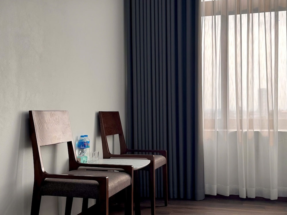Superior Room, City View