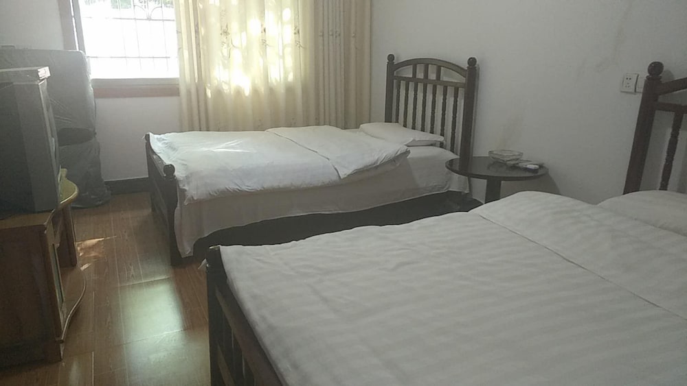 Twin Room, Non Smoking photo 1