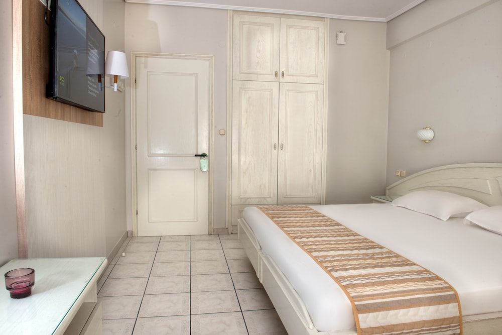 Comfort Quadruple Room - Photo 2