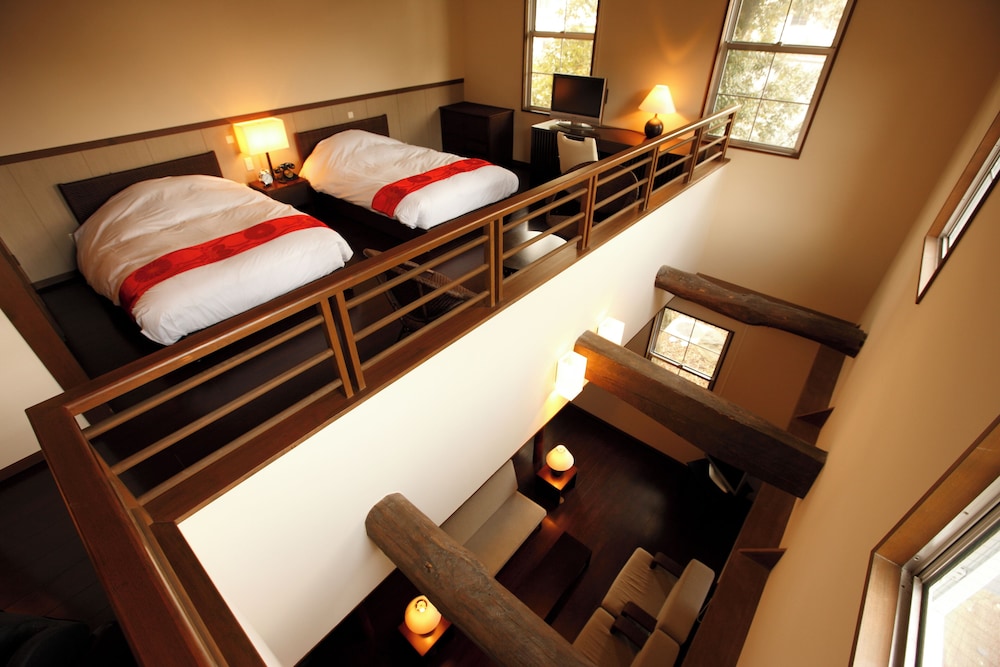 Premium Quadruple Room, Non Smoking - Photo 1